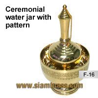Ceremonial water jar with pattern